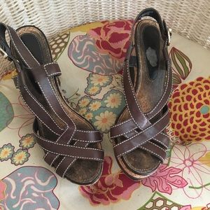 Brown Antonio Melani Wedges !